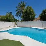 Apartment Real Escuela