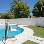 Real Escuela Apartment *